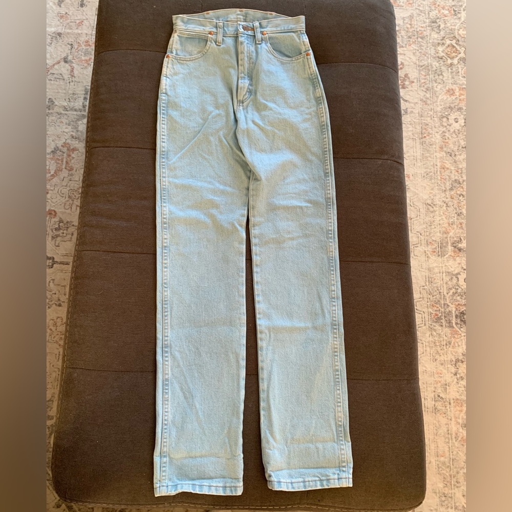 Wrangler Women's Light Wash Jeans